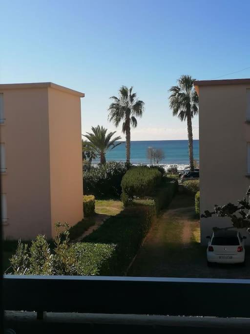 Magnifique Duplex Face A La Mer Saint-Cyr-sur-Mer Luaran gambar